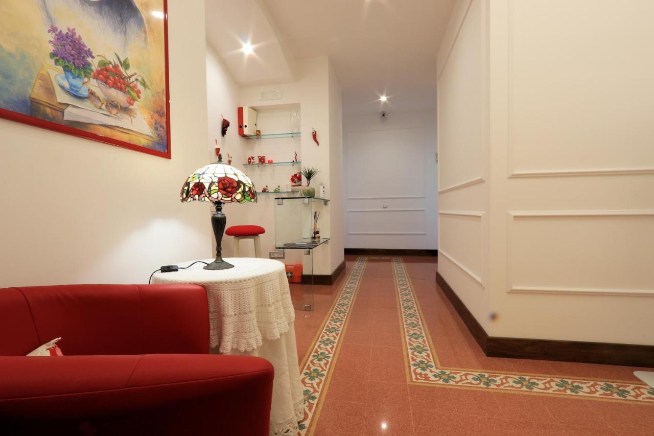 萨莱诺Casa Nina Deluxe住宿加早餐旅馆 外观 照片