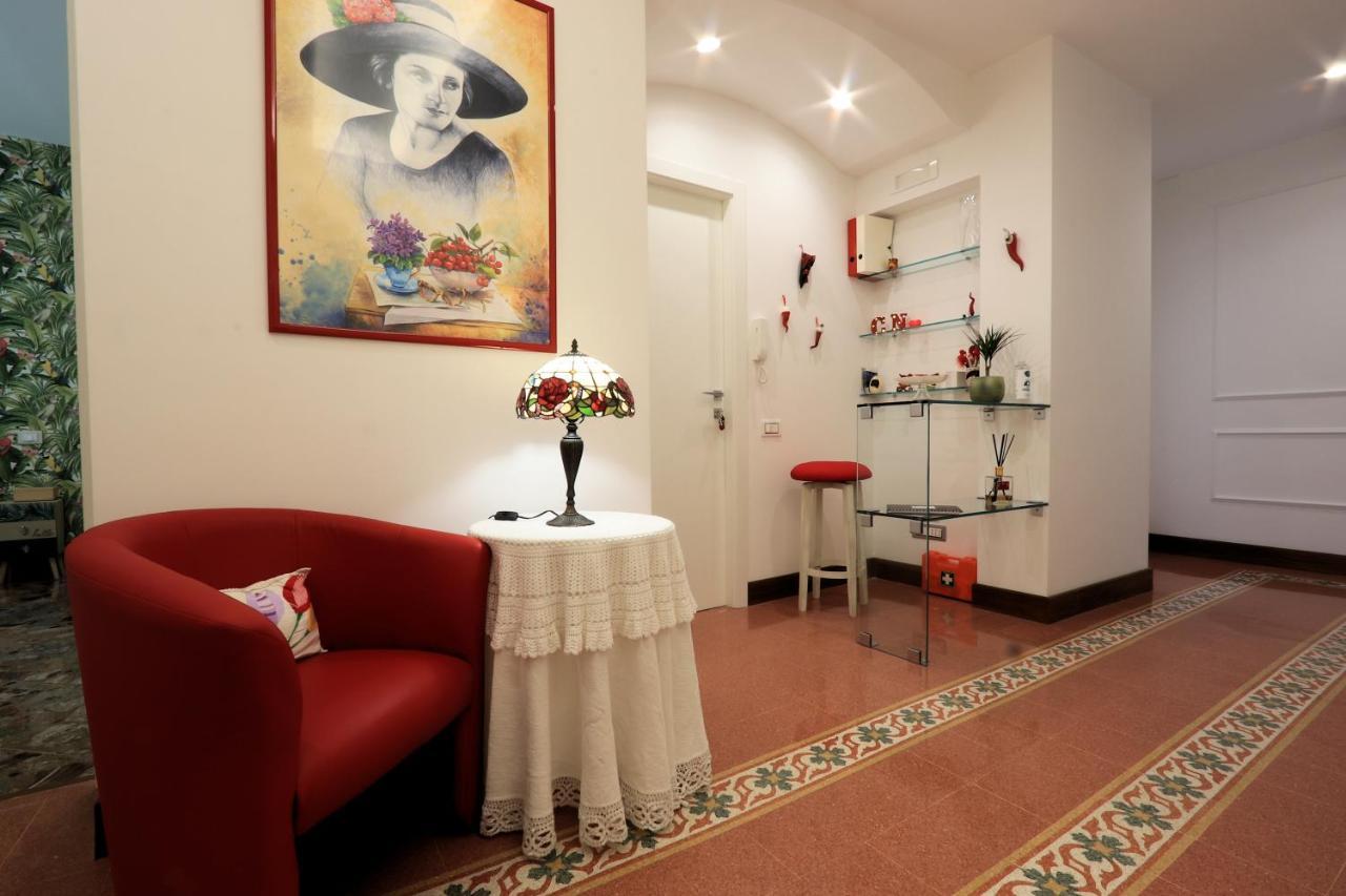 萨莱诺Casa Nina Deluxe住宿加早餐旅馆 外观 照片