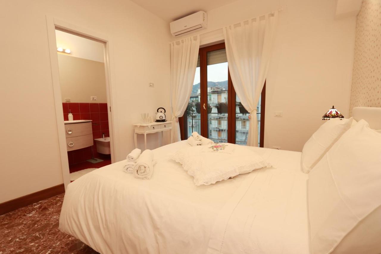 萨莱诺Casa Nina Deluxe住宿加早餐旅馆 外观 照片